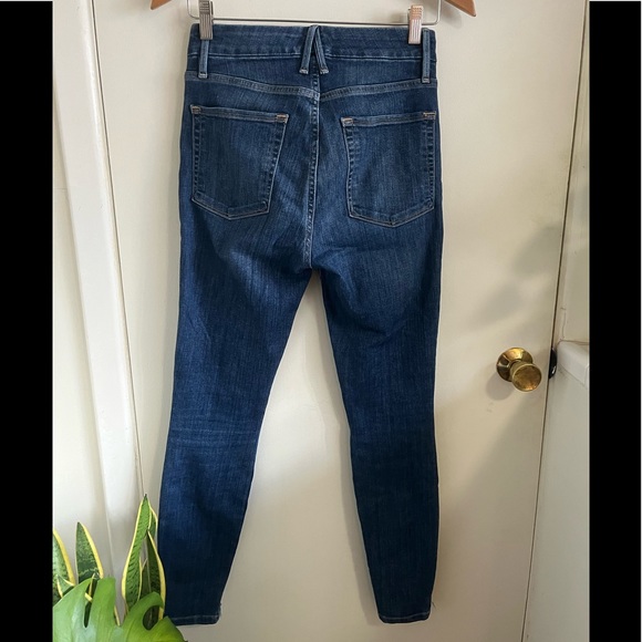 GOOD AMERICAN Good Waist high rise chewed hems Skinny Jean size 26 - Picture 5 of 9